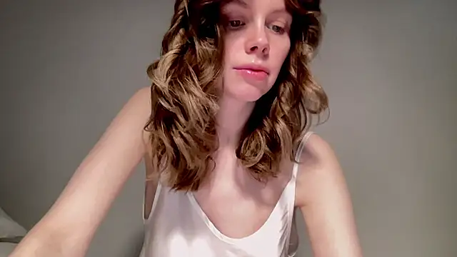Snapshot of Nikki_Mimimi chatting on 14, 12, 2024 Nikki Mimimi online show from 14, 12, 2024