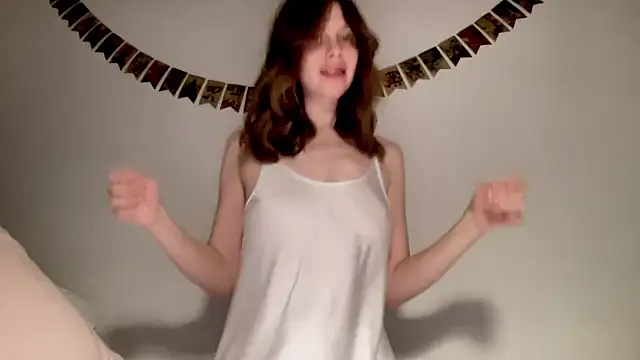 Snapshot of Nikki_Mimimi chatting on 11, 1, 2025 Nikki Mimimi online show from 11, 1, 2025