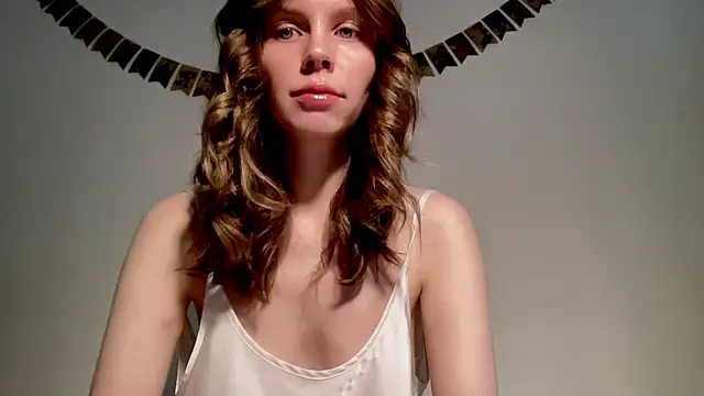 Snapshot of Nikki_Mimimi chatting on 1, 2, 2025 Nikki Mimimi online show from 1, 2, 2025