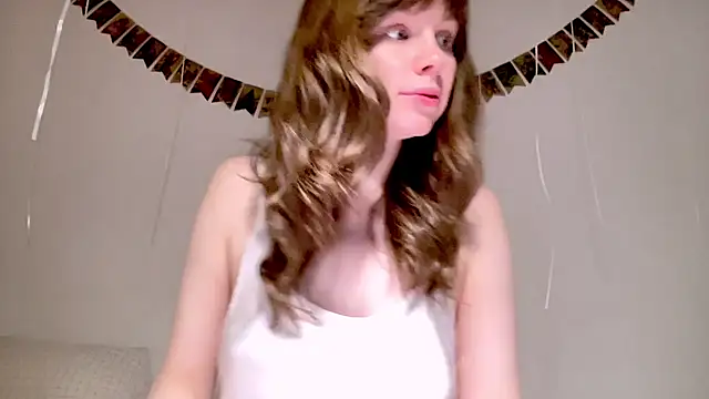 Nikki Mimimi online show from 3, 12, 2025