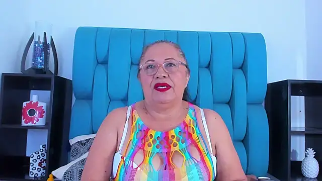 Keira Lennox online show from 12, 2, 2025