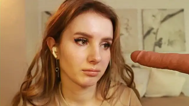 Betty June online show from 27, 2, 2025