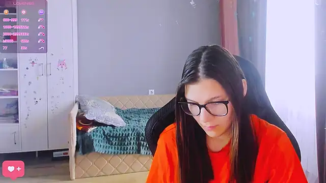 Snapshot of MollyLollipop chatting on 24, 2, 2026 MollyLollipop online show from 24, 2, 2026