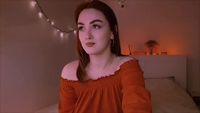 Snapshot of LilyFarey chatting on 7, 3, 2025 LilyFarey online show from 7, 3, 2025