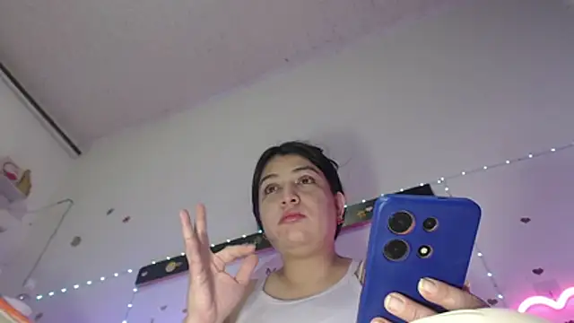 Snapshot of oliviarodriguez2u chatting on 23, 7, 2026 oliviarodriguez2u online show from 23, 7, 2026
