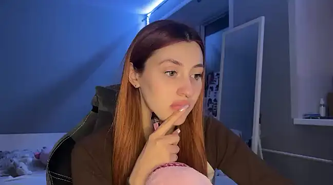 Snapshot of Uniarten chatting on 22, 1, 2025 Uniarten online show from 22, 1, 2025