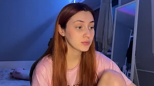 Snapshot of Uniarten chatting on 5, 2, 2025 Uniarten online show from 5, 2, 2025