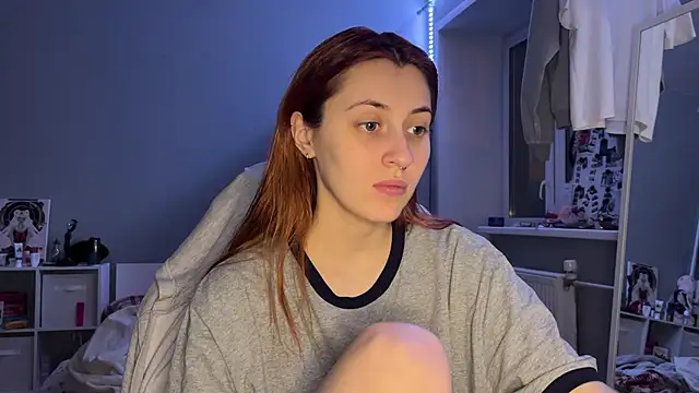 Snapshot of Uniarten chatting on 4, 3, 2025 Uniarten online show from 4, 3, 2025