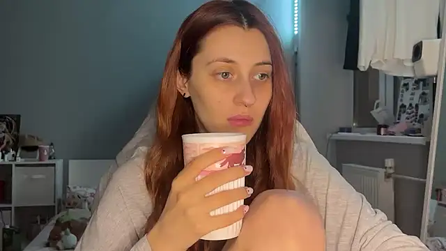 Snapshot of Uniarten chatting on 22, 10, 2025 Uniarten online show from 22, 10, 2025