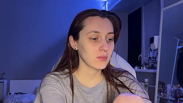 Snapshot of Uniarten chatting on 11, 4, 2026 Uniarten online show from 11, 4, 2026