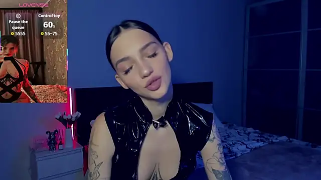 SophieCatty online show from 3, 12, 2025