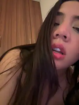 Snapshot of marcimaa chatting on 21, 12, 2024 marcimaa online show from 21, 12, 2024