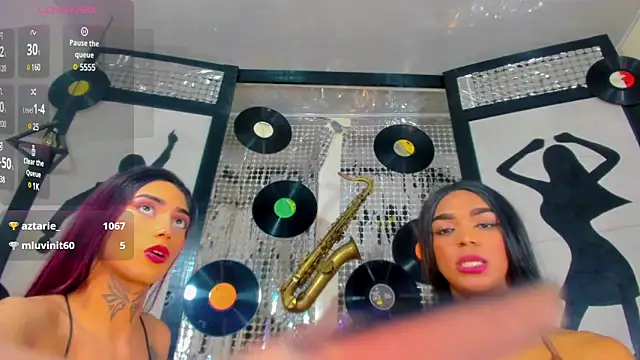 nickyminach  online show from 28, 12, 2024