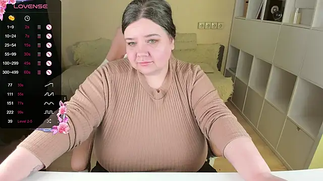 PlumPie online show from 19, 10, 2025