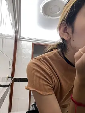 Snapshot of Girl_Cherry chatting on 18, 3, 2025 Girl Cherry online show from 18, 3, 2025