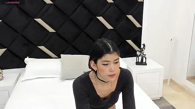 Snapshot of Girl_Cherry chatting on 12, 9, 2025 Girl Cherry online show from 12, 9, 2025