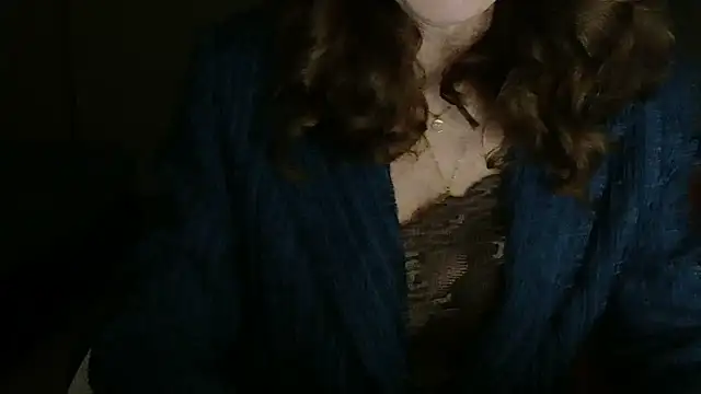 Snapshot of amara_2022 chatting on 31, 3, 2026 amara 2022 online show from 31, 3, 2026