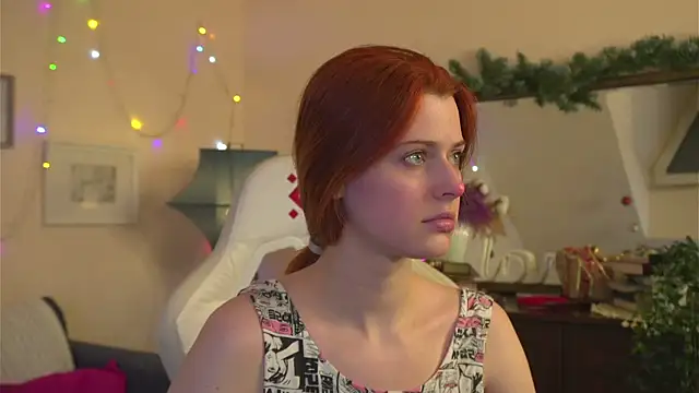 Snapshot of doll_lesli chatting on 28, 12, 2024 doll lesli online show from 28, 12, 2024