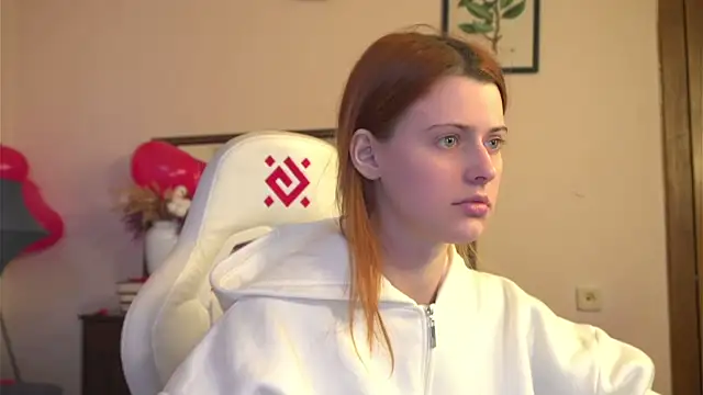 Snapshot of doll_lesli chatting on 13, 2, 2025 doll lesli online show from 13, 2, 2025