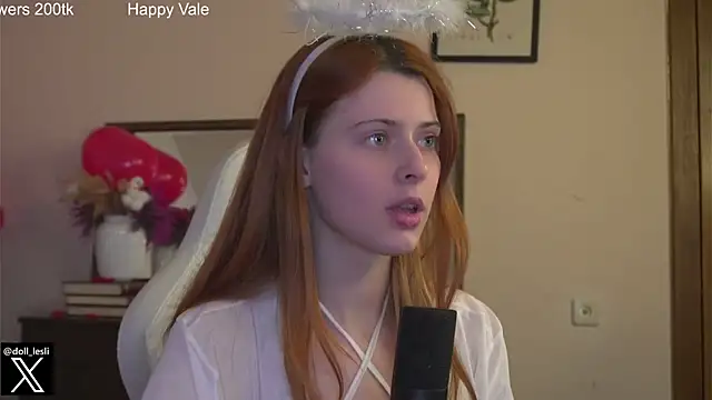 Snapshot of doll_lesli chatting on 14, 2, 2025 doll lesli online show from 14, 2, 2025
