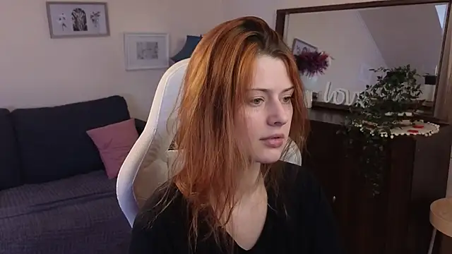 Snapshot of doll_lesli chatting on 28, 2, 2025 doll lesli online show from 28, 2, 2025