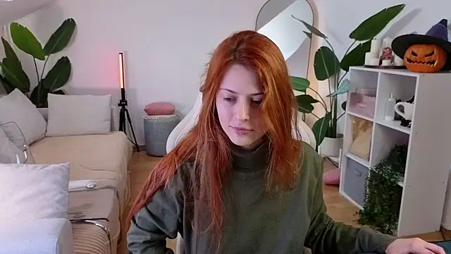 Snapshot of doll_lesli chatting on 19, 10, 2025 doll lesli online show from 19, 10, 2025