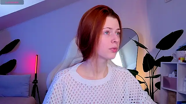 Snapshot of doll_lesli chatting on 29, 11, 2025 doll lesli online show from 29, 11, 2025