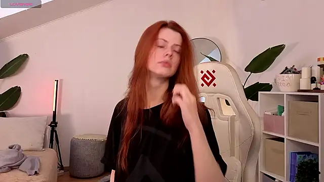 doll lesli online show from 15, 1, 2026