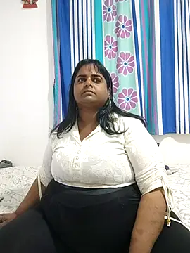 Snapshot of SusanaEshwar chatting on 17, 7, 2026 SusanaEshwar online show from 17, 7, 2026