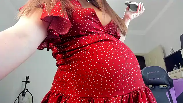 Snapshot of stella_vestal chatting on 8, 12, 2024 stella vestal online show from 8, 12, 2024