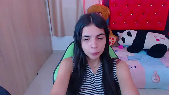  elenna online show from 2, 2, 2025