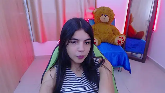  elenna online show from 6, 2, 2025