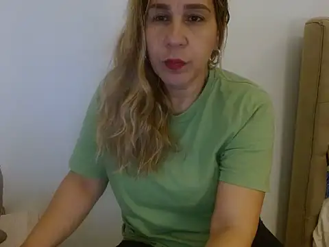 vanessahayeck online show from 7, 1, 2025