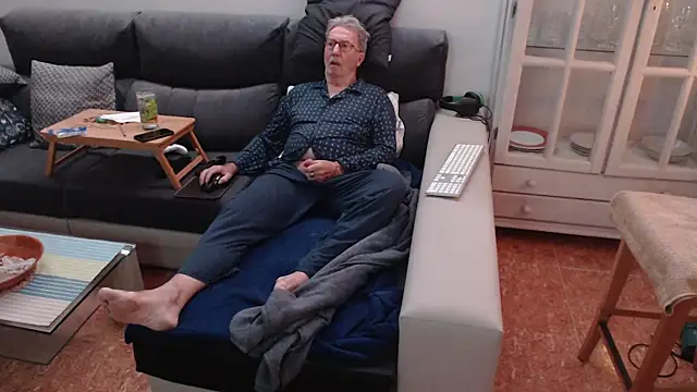 Snapshot of Nudelschwanz chatting on 26, 2, 2025 Nudelschwanz online show from 26, 2, 2025