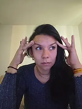 Amber  Davis online show from 17, 4, 2026