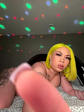 Snapshot of ThickAssRena chatting on 14, 9, 2025 ThickAssRena online show from 14, 9, 2025