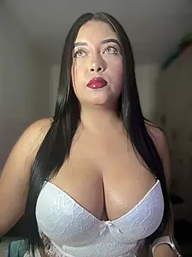 Snapshot of cami_ortiz__ chatting on 2, 3, 2025 cami ortiz online show from 2, 3, 2025