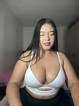 Snapshot of cami_ortiz__ chatting on 15, 3, 2025 cami ortiz online show from 15, 3, 2025