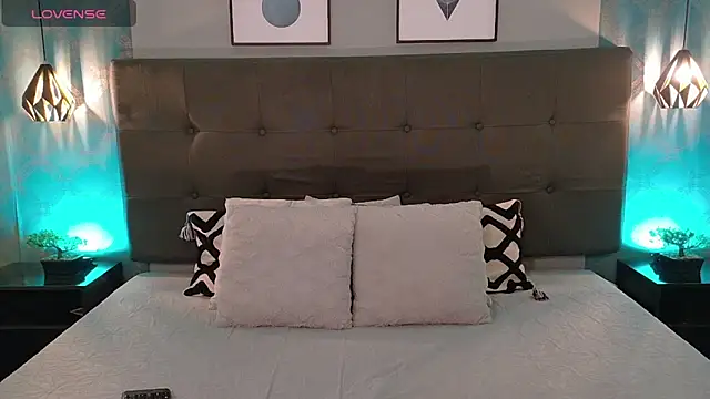 Snapshot of Madisonsmiith chatting on 24, 2, 2025 Madisonsmiith online show from 24, 2, 2025