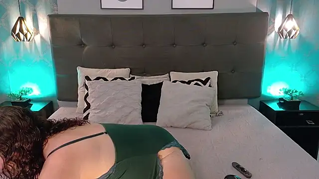 Snapshot of Madisonsmiith chatting on 15, 10, 2025 Madisonsmiith online show from 15, 10, 2025