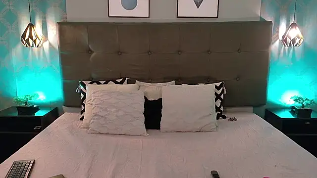 Snapshot of Madisonsmiith chatting on 28, 10, 2025 Madisonsmiith online show from 28, 10, 2025