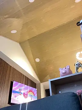 DaphneUwu online show from 18, 12, 2025