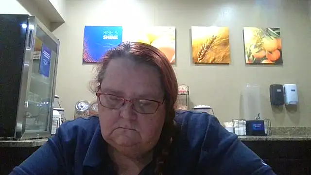 Snapshot of Hornybbw1978 chatting on 13, 12, 2024 Hornybbw1978 online show from 13, 12, 2024