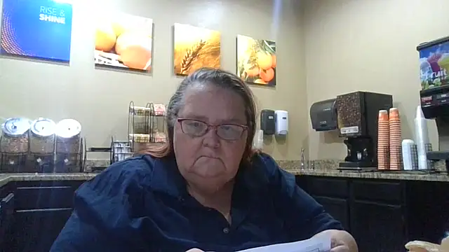 Snapshot of Hornybbw1978 chatting on 14, 10, 2025 Hornybbw1978 online show from 14, 10, 2025