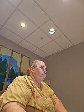 Hornybbw1978 online show from 25, 7, 2026