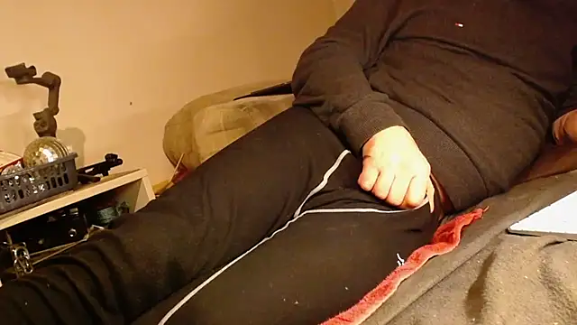 mike30nbg online show from 6, 1, 2025