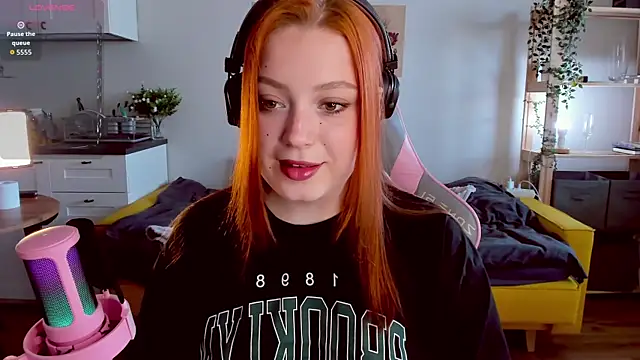 Sofy Benson online show from 10, 9, 2025