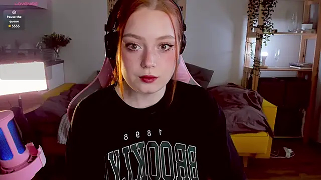 Sofy Benson online show from 26, 9, 2025