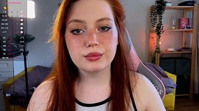 Snapshot of Sofy_Benson chatting on 13, 7, 2026 Sofy Benson online show from 13, 7, 2026