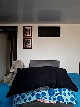 cosmicwind online show from 4, 1, 2025